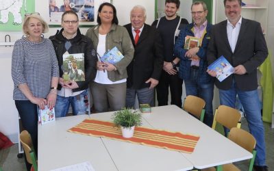 Bußmannstiftung spendet 1000 EUR für die neue Schulbücherei