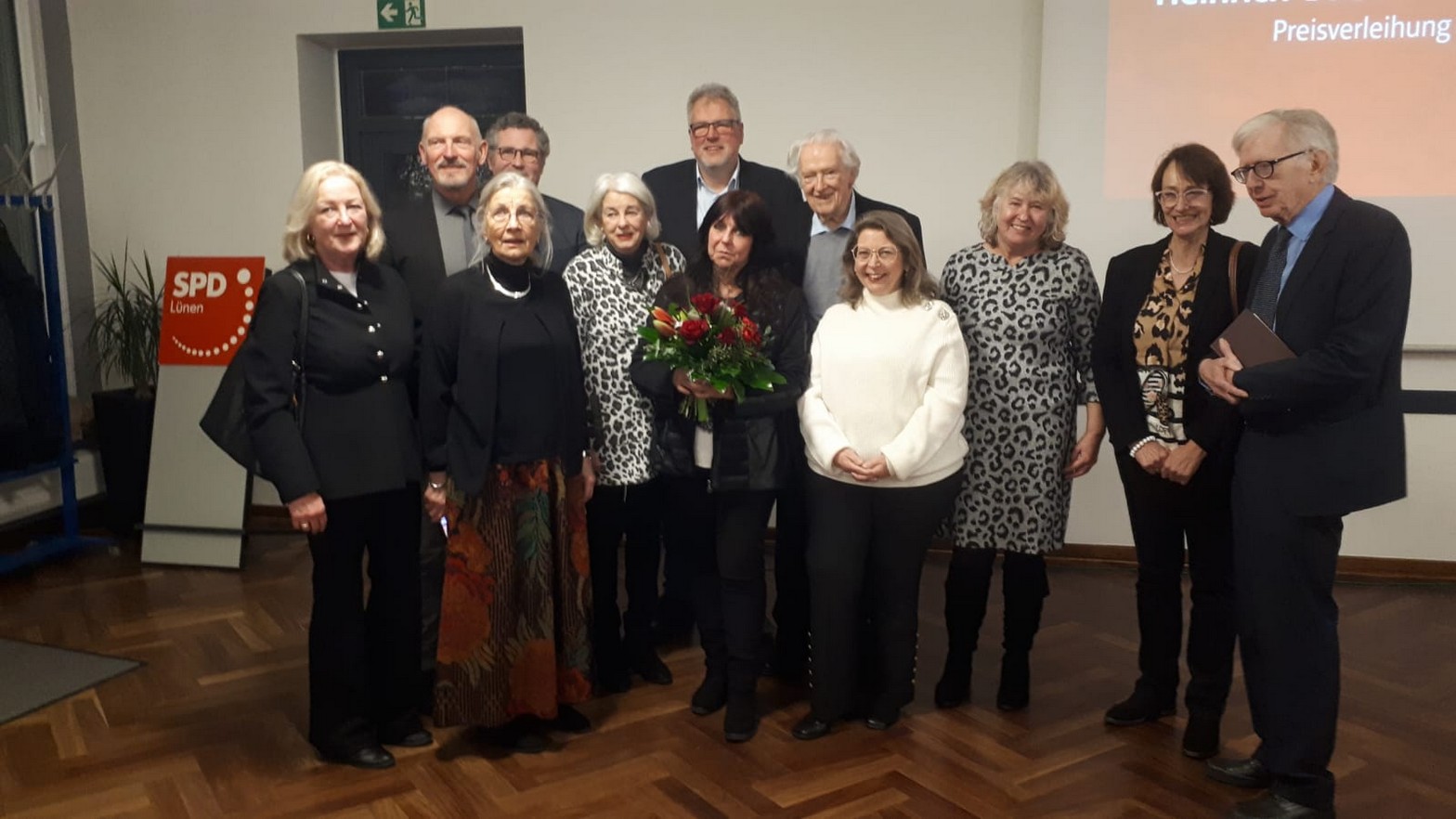 Gruppenfoto der HBBS-Gremienmitglieder bei der Preisverleihung